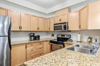 3BR Family Friendly Getaway Pool and Hot Tub - 8