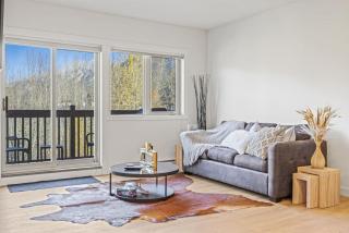 Spacious 2BR Minutes from Downtown w Pool and Hot Tub - 2