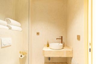 Central apartment plus jacuzzi - 8