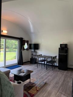 rare hobbit home - Littleton - 7