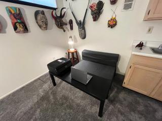 Charming room in artist studio and Gallery - Santa Clarita - 9