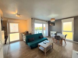 t2 lumineux avec balcon - 0