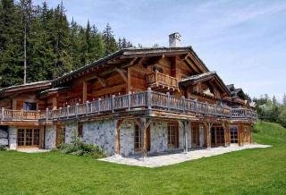 Stunning chalet of 500 sqm - 6