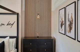 The Retreat 4BR Luxury Stay HotTub Cinema Fast Wi-Fi Near Seatront - 3