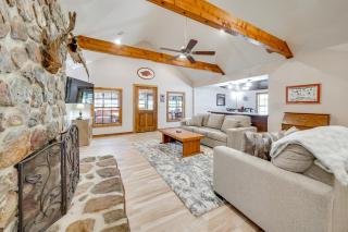 Waterfront Texarkana Cabin Tranquil Acreage - 4