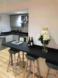 2 Bedroom City Centre Georgian Quarter Apartment - 2