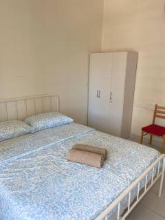 Budget Friendly 3Bedroom Walkable to USM - 4