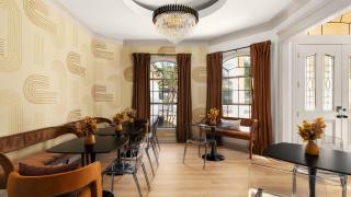 Expansive Lakehouse W Stunning Pool & Views - 1