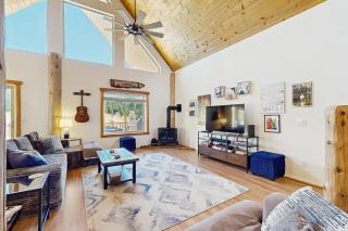 Riverfront Lodge - 9