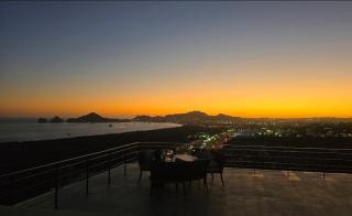 Luxury apartment overlooking the Arch - 7