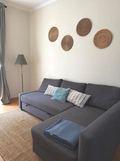 By the River - Lisbon Apartment - 8