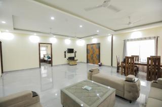 Farm House Noida 135 - 5