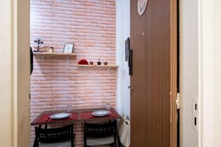 Practical Studio Between Two Subway Stations - 8