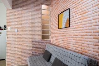 Practical Studio Between Two Subway Stations - 6