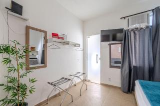 Practical Studio Between Two Subway Stations - 3