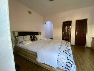 lwinosa Apartment - 4