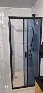 הבקתות של מאי - 9