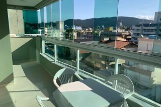 Lindo Apto de 3 dormitórios na Praia de Bombas. - 0