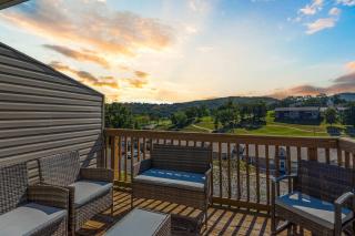 Skyview Getaway - 2BDR for 4 - 9