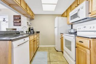 Direct Oceanfront Condo Beautifully Remodeled - 3