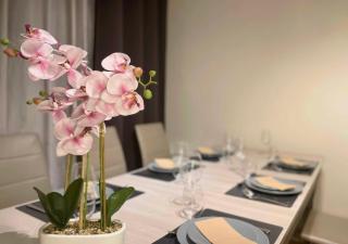 Appartement 60m2 - 6 pers max - dernier étage - Parking gratuit - Paris Montrouge - Métro 4min - spacieux, calme et ensoleillé - Free Wifi - 3