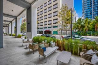 Modern 1-BD Condo in Downtown Miami City Views - 5
