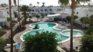 Apartamento Juan vista piscina y mar - 8