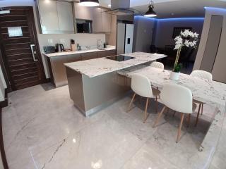Sleek 3BD Ocean-View Apartment Umhlanga Ridgeside - 8