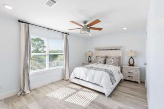 Blue Beak Bungalow - 3