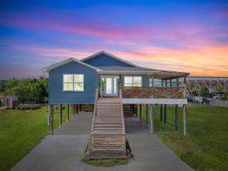 Blue Beak Bungalow - 2