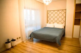 Airport, Beautiful comfy 3b with PS4, board games, Workstation - 6