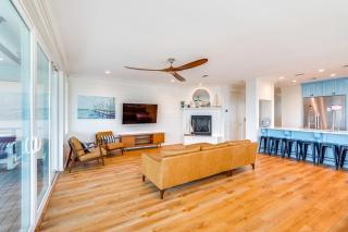 Steps to Shore Luxe Group Retreat in Port St Joe - 1