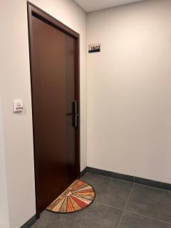 Lujoso y nuevo apartamento de 2 habitaciones y 2 baños en el piso 16 excelente vista y soleado - 4