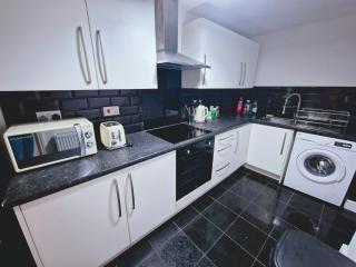 5 Star Elegant Sanctuary by LFC Stadium - 8