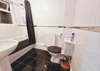 5 Star Elegant Sanctuary by LFC Stadium - 5