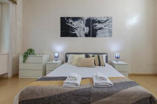 Family comfort, DUOMO 15min walk away, with Parking in front - Milano - 2