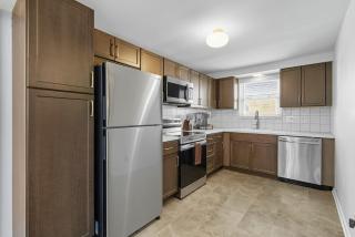 Modern Bellevue Retreat Near Stadiums & Downtown - 8