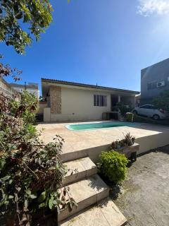 Casa ampla e com piscina nos Ingleses - Florianópolis - 6