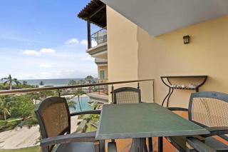 Beachfront - Best View 2BR condo - E422-2 - 9