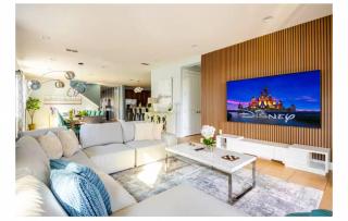 Epic 8Br 8Ba 4k sq ft Villa with Movie Theater Private Pool Spa Sauna Hot Tub Firepit Gaming Room and Arcade - 10mins from Disney Orlando FL - 8