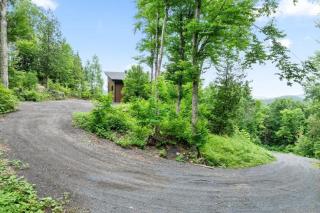 Laurentides Scandinavian Chalet with Jacuzzi and Lake - 2