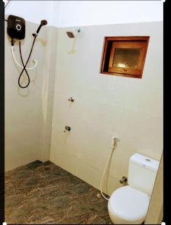Yathi'S Surf rest - 8