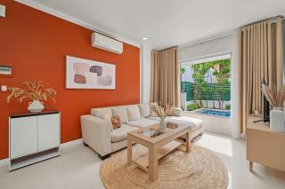 Romantic Beach Escape - Stunning 1 Bedroom Suite with Pool & Garden View - 0