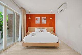 Romantic Beach Escape - Stunning 1 Bedroom Suite with Pool & Garden View - 1