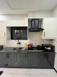 Modern 1-Bed Apartment in Eleven Heights 3 - 3