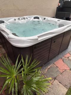 XxHot Tub pleasure beach Xx - 2