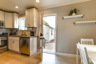 Charming Retreat 1 Mi to UC Davis Medical Center - 2