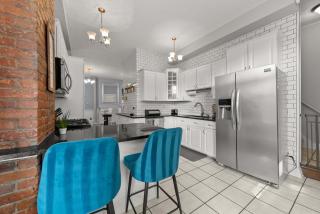 High Street Hideaway - For 8 - 8