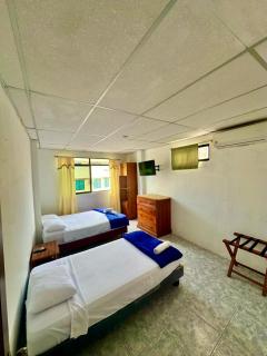 Hostal Gardner - 4