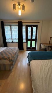 4 Bedroom Private Suite - 3